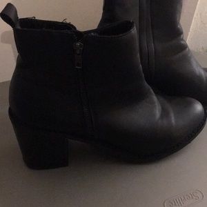 11w torrid booties!